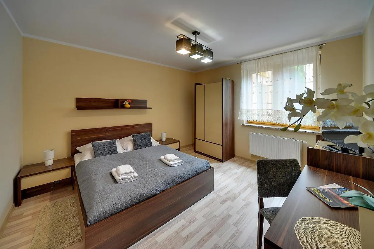 Apartamenty Sun Seasons 24 - Sloneczny - Panorama Karpacz 0*,